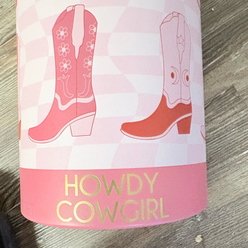 NEW “HOWDY COWGIRL” Pink Jigsaw Puzzle 500 Pieces - Picture 6 of 8